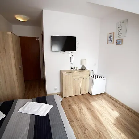 Pokoje U Mirka Pensión Dźwirzyno